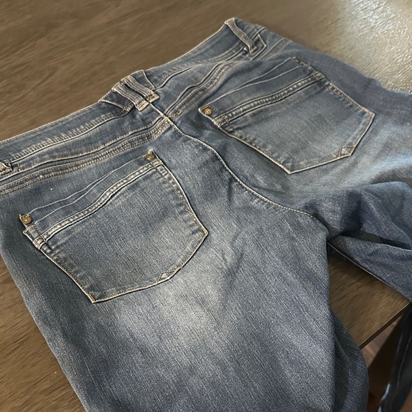 Democracy  Skinny Jeans in Blue - Picture 4 of 6